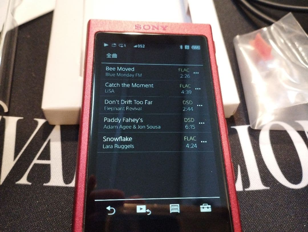 ウォークマン　ソードアート・オンライン 　アスナコラボモデル