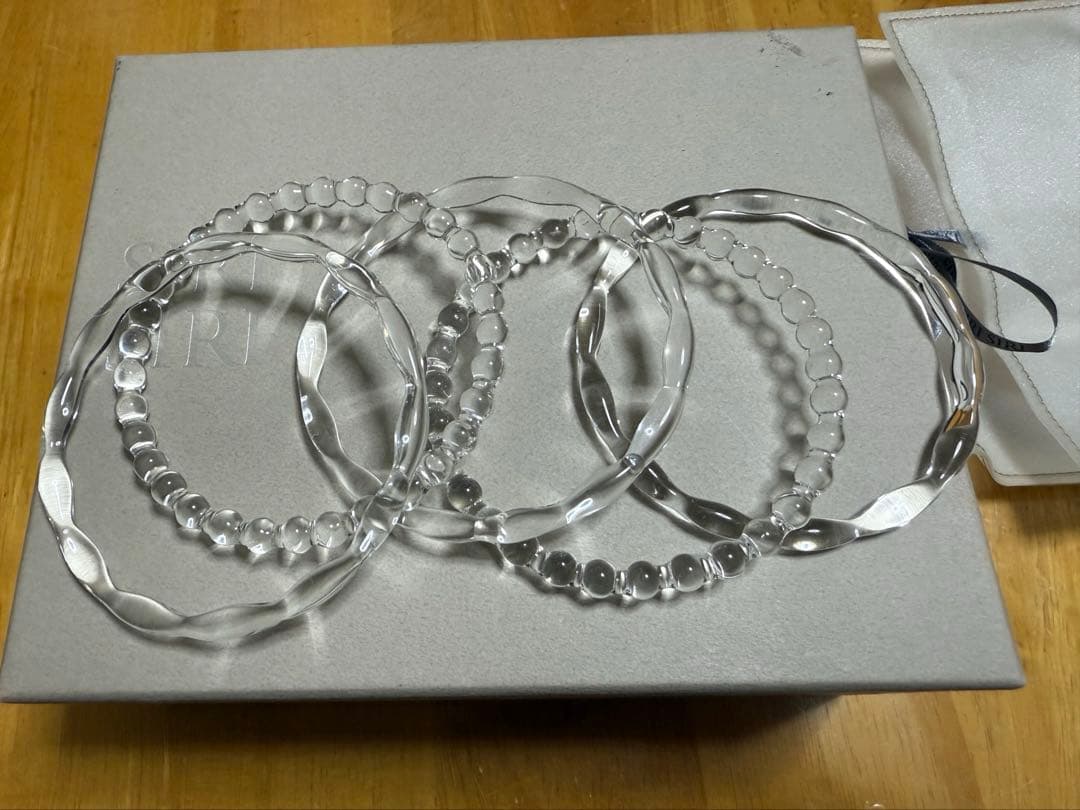 SIRISIRI 5連バングル