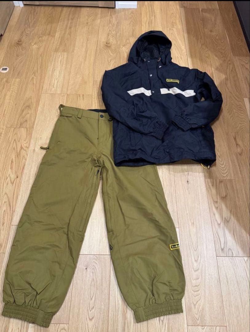 VOLCOM LONGO スノーボードウェア上 下【超美品】