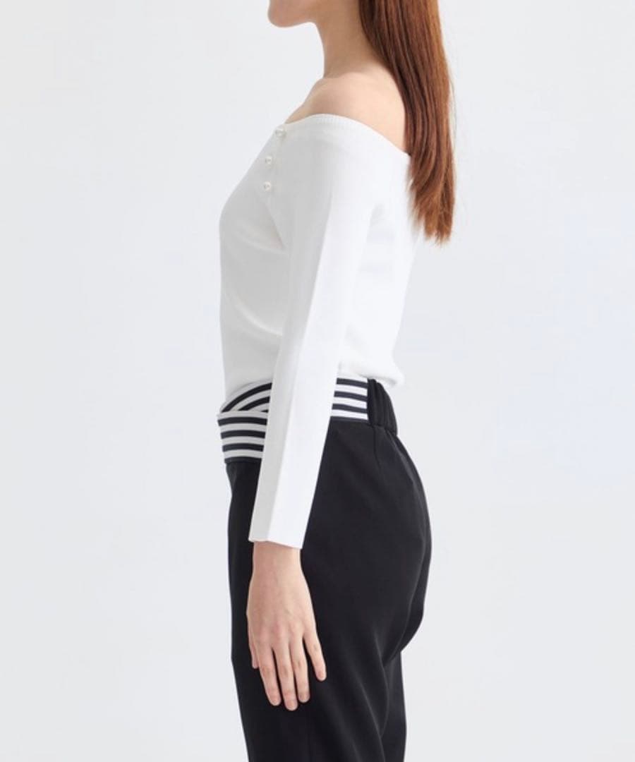 み*ー様 【新品】BORDERS at BALCONY パールオフショルダートッ