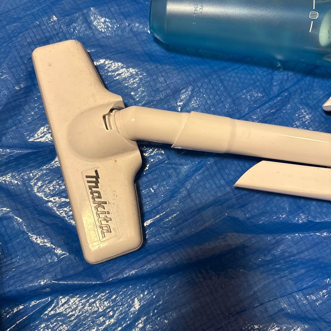 マキタ コードレス掃除機CL282 18Vバッテリ付 CL282FDFCW