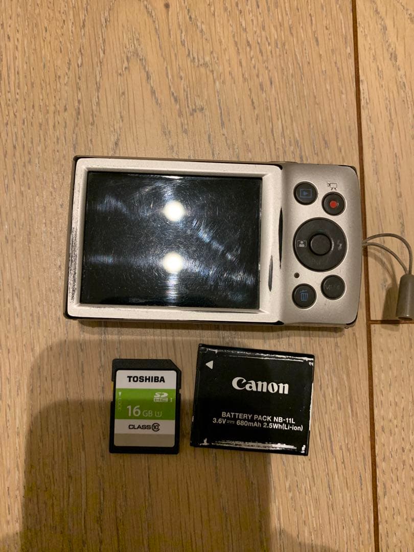 Canon IXY180 PC2275 シルバー デジタルカメラ