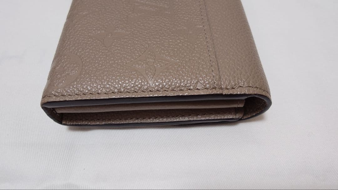 ルイヴィトン　長財布　ポルトフォイユサラ　LOUISVUITTON