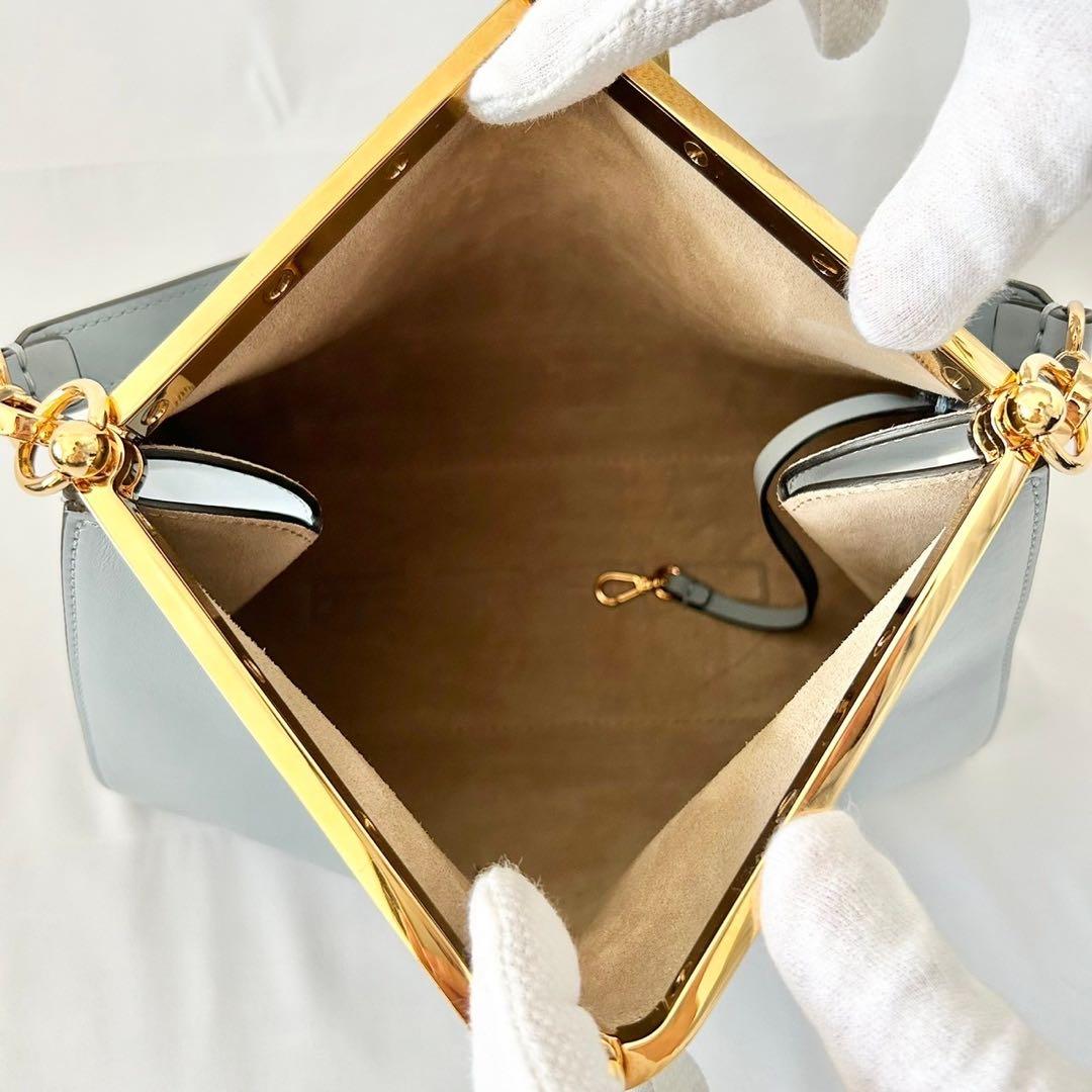 美品　ETROエトロ ヴェラ ロゴチャーム ミニショルダーバッグ