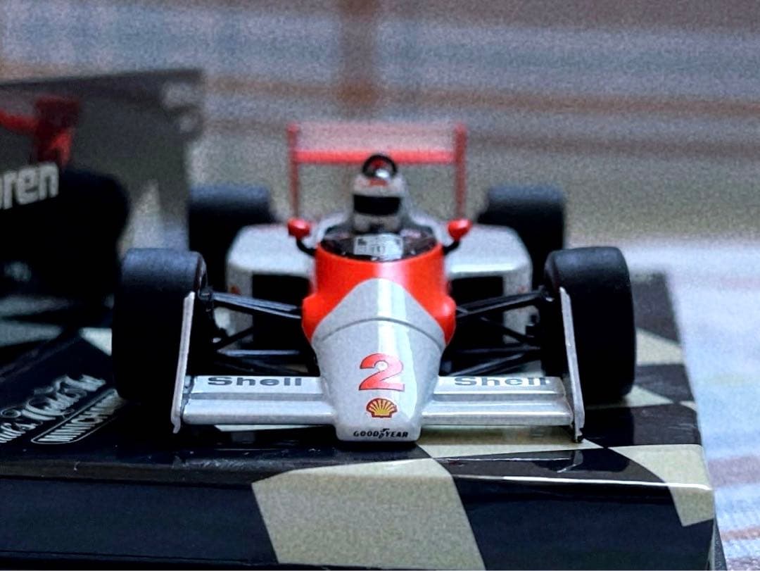 ミニチャンプス 1/43 マクラーレン・TAGポルシェ MP4/3 ヨハンソン