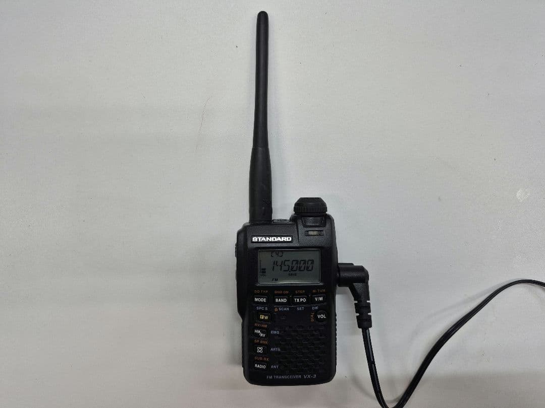 スタンダード 144/430MHzコンパクトトランシーバー VX-3(現状渡し)