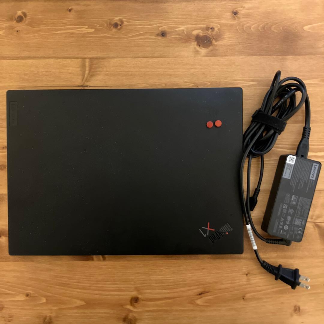 【美品】《Windows11》 ThinkPad X1 Carbon Gen10
