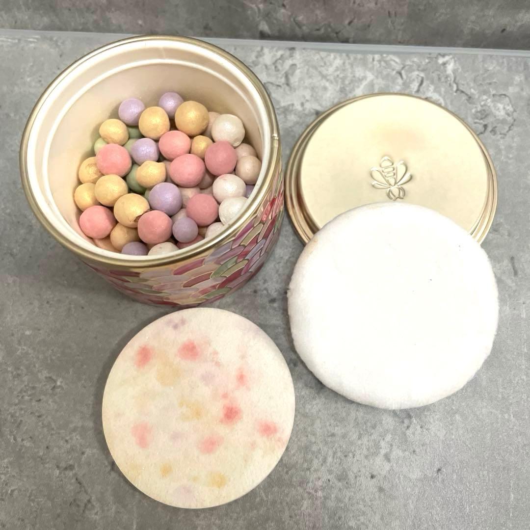GUERLAIN メテオリット ビーユ フェイスパウダー 02ローズ　ブラシ付き