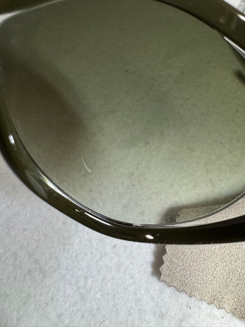 LOUIS VUITTON グリーン オーバーサイズサングラス