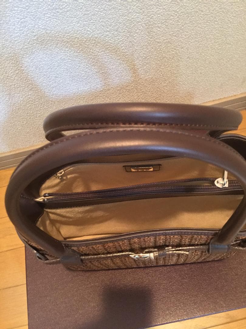 傳濱野　バッグ　茶色　ブラウン　ブラウン かごバッグ ストライプ模様