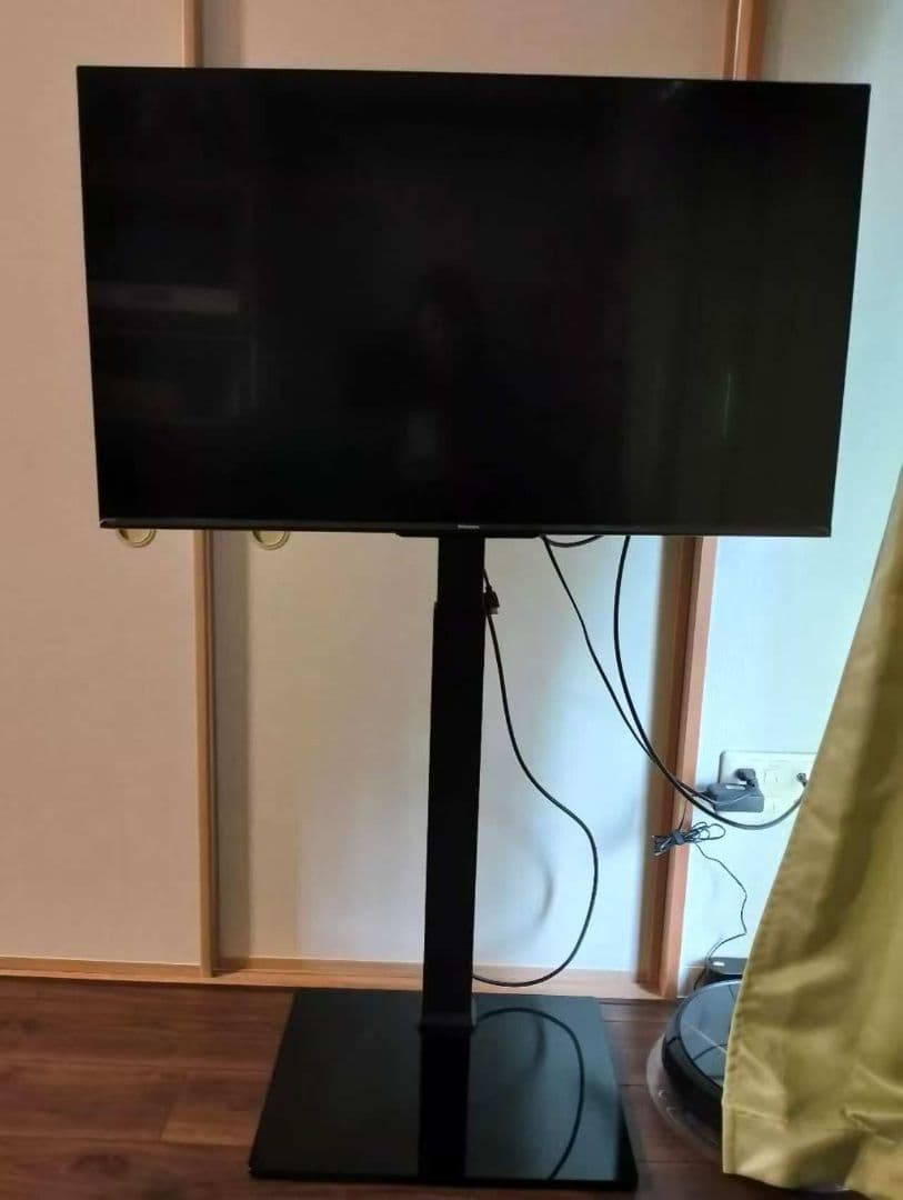 美品 ハイセンス 43V型 4K液晶テレビ スタンド付き リモコン付