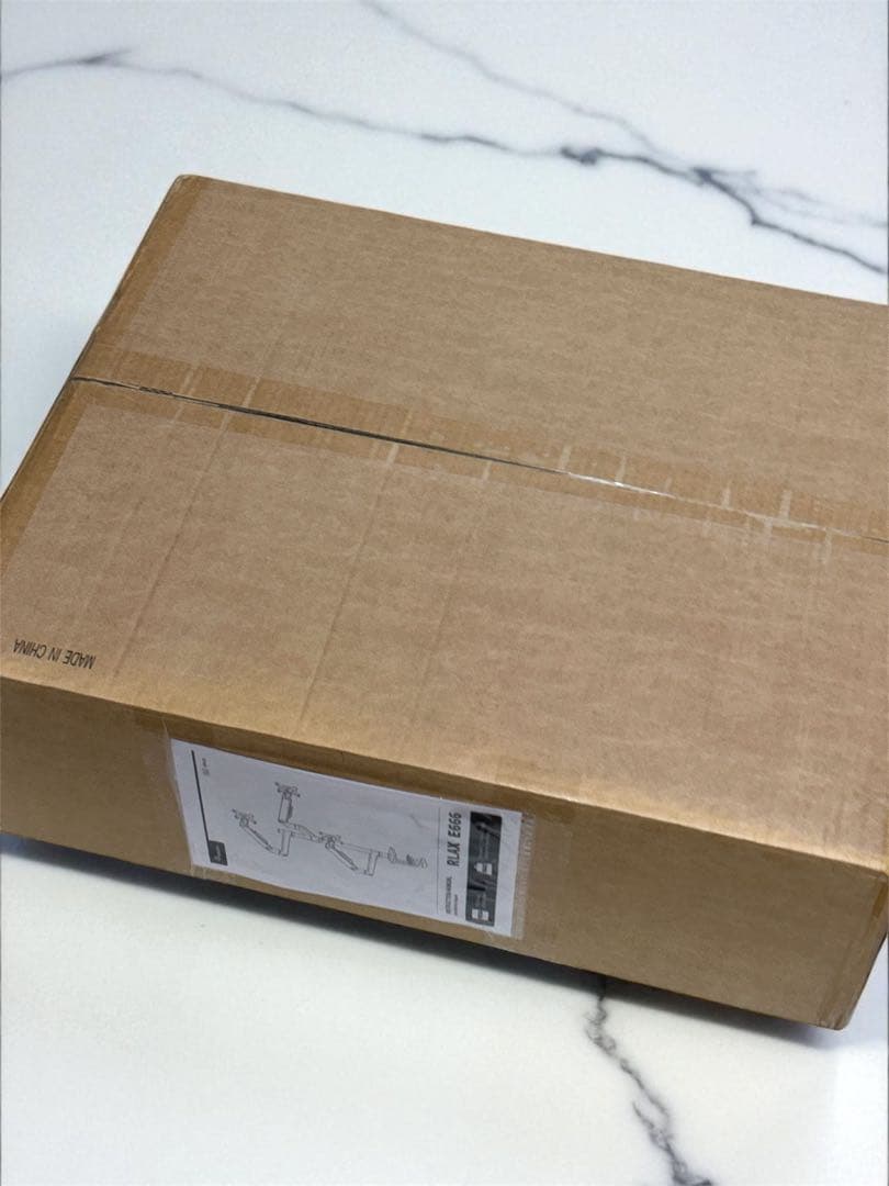 ERGOUNION RLAX E666 モニターアーム 未使用品