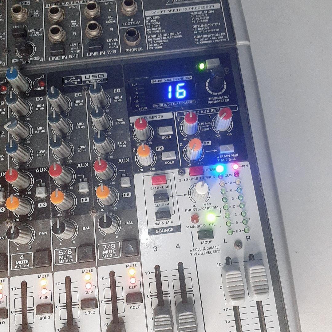 Behringer XENYX X1204USB アナログミキサー動作品