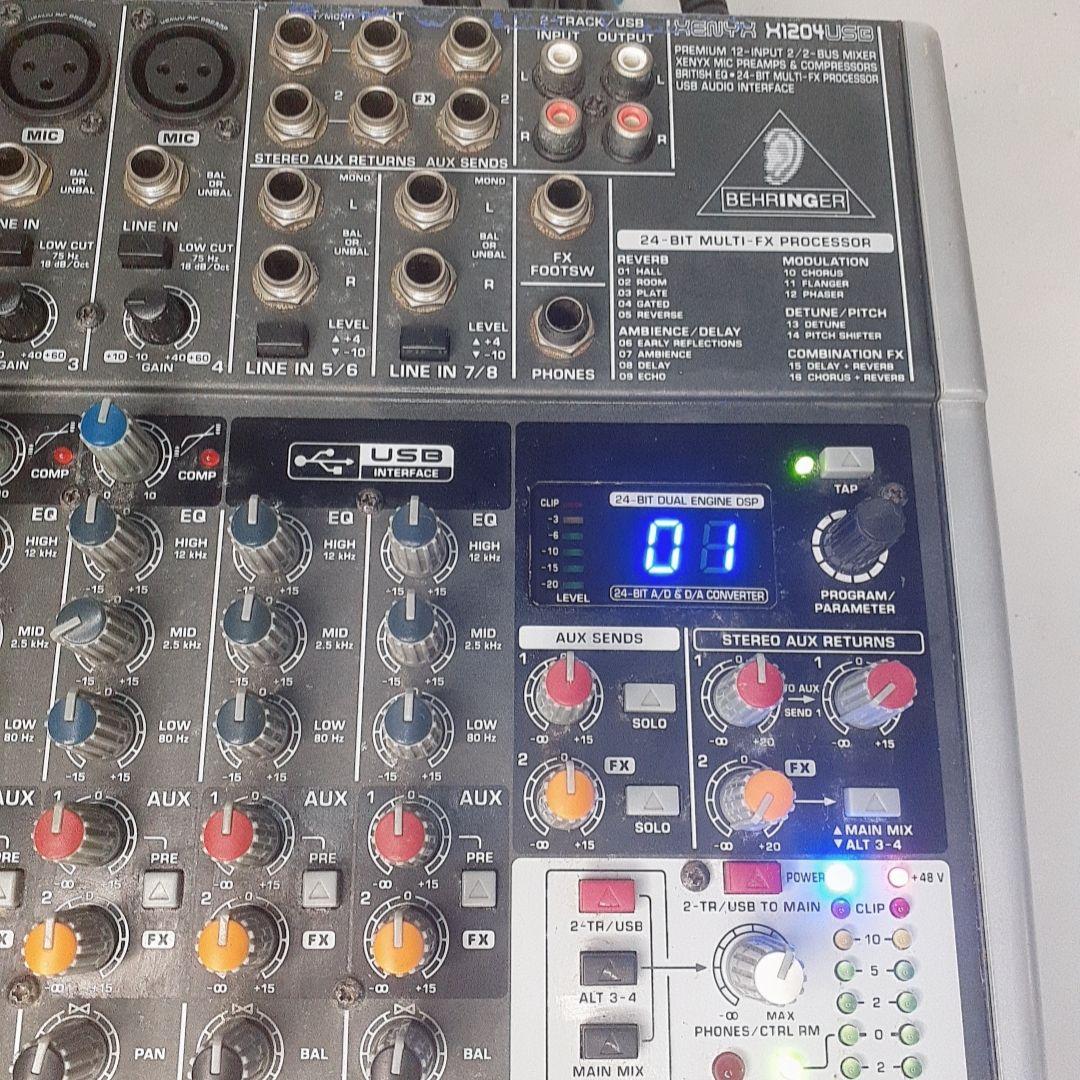 Behringer XENYX X1204USB アナログミキサー動作品