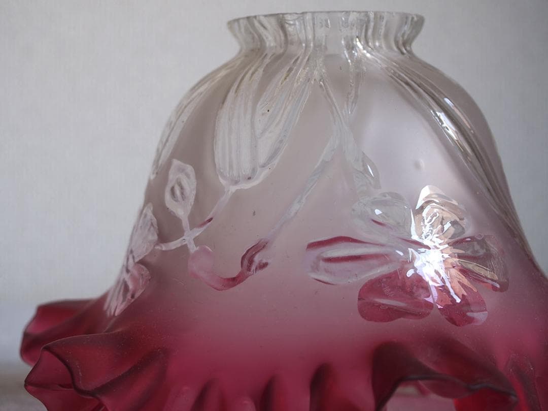 磨りガラス 植物柄 ピンク フリル ランプシェード アールヌーヴォー/K225