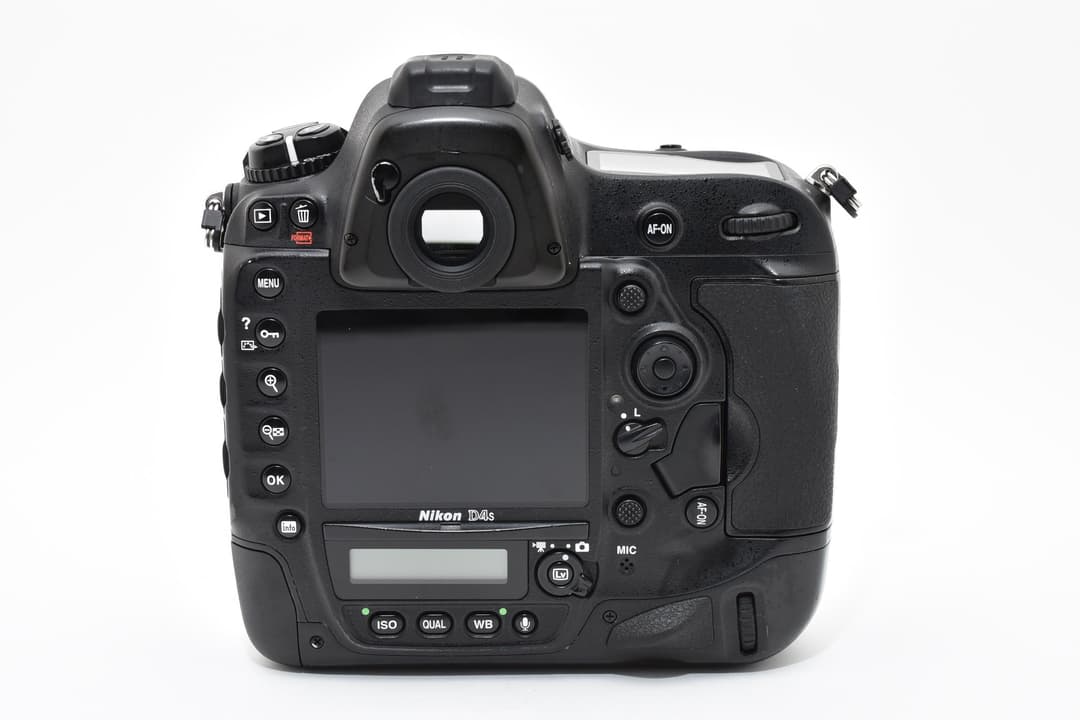 ニコン　Nikon D4s ボディ 0261