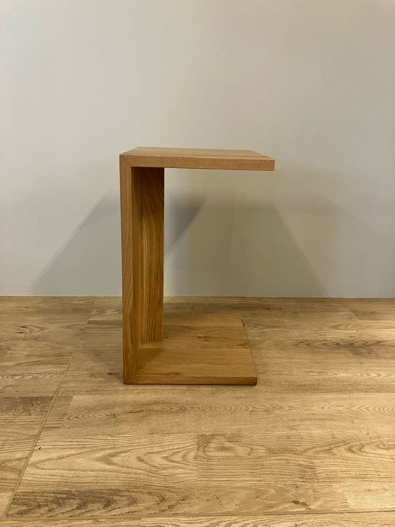 オーク無垢材　サイドテーブル　展示品