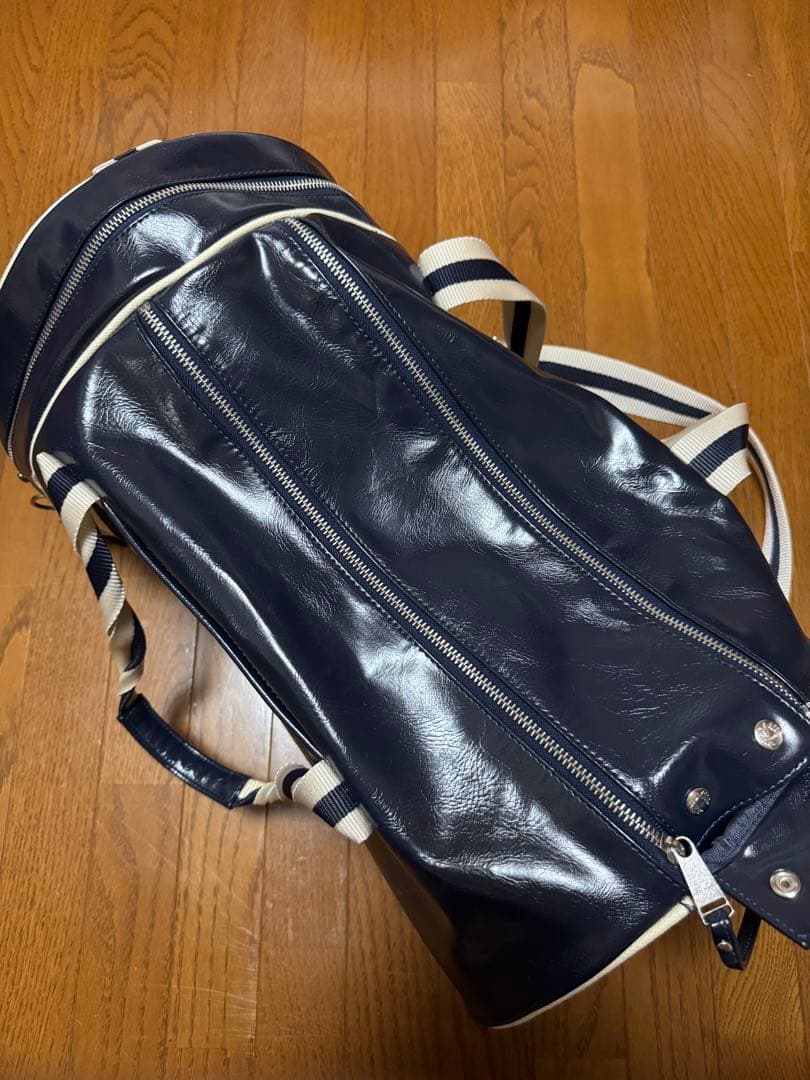 FRED PERRY ボストンバッグ アイボリー ネイビー