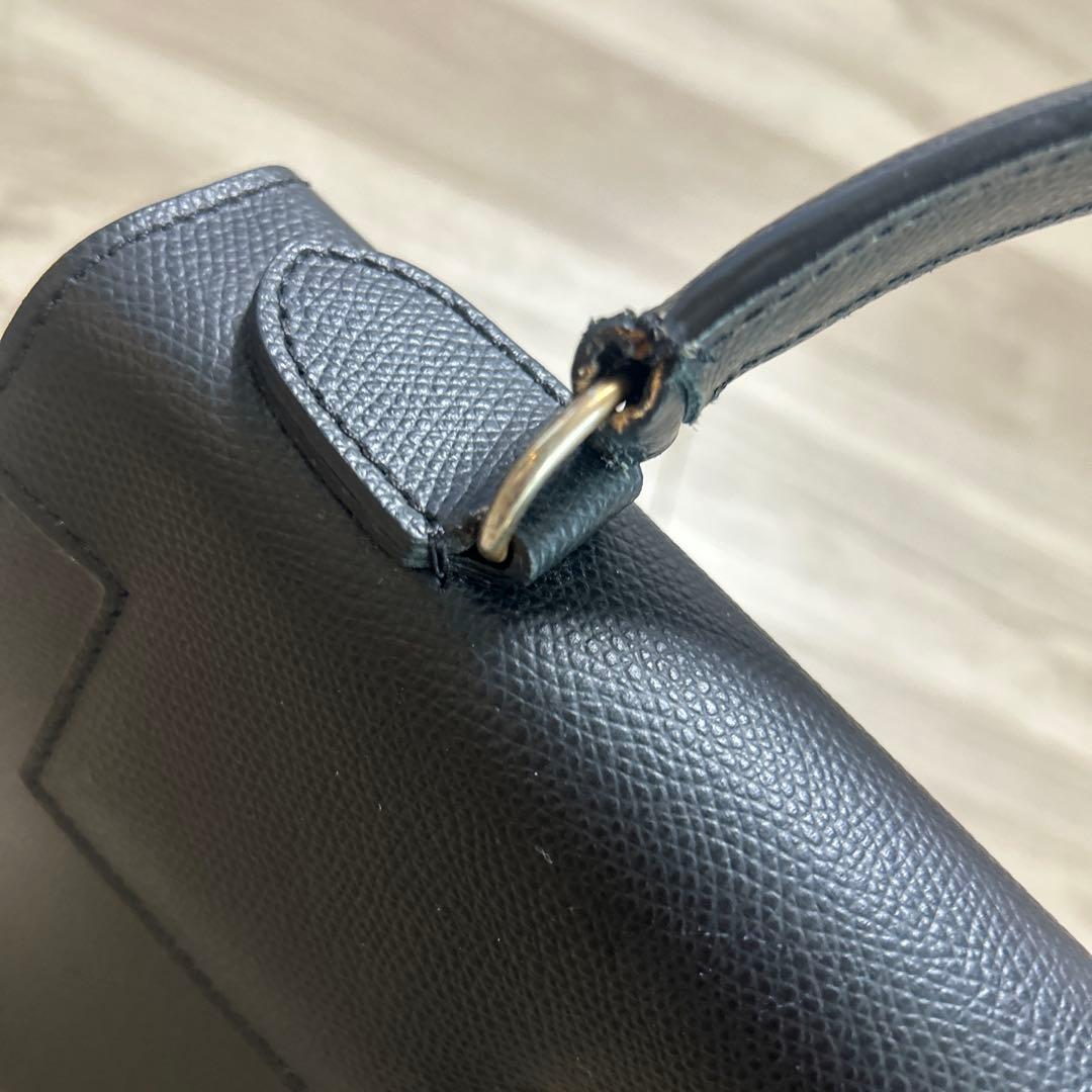 CARBOTTI ブラック ハンドバッグ