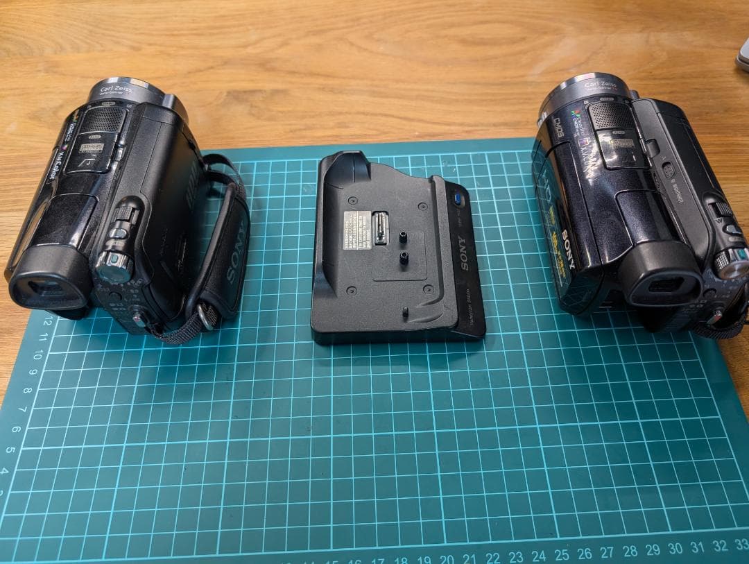 Sony HDR-SR8 ビデオカメラ