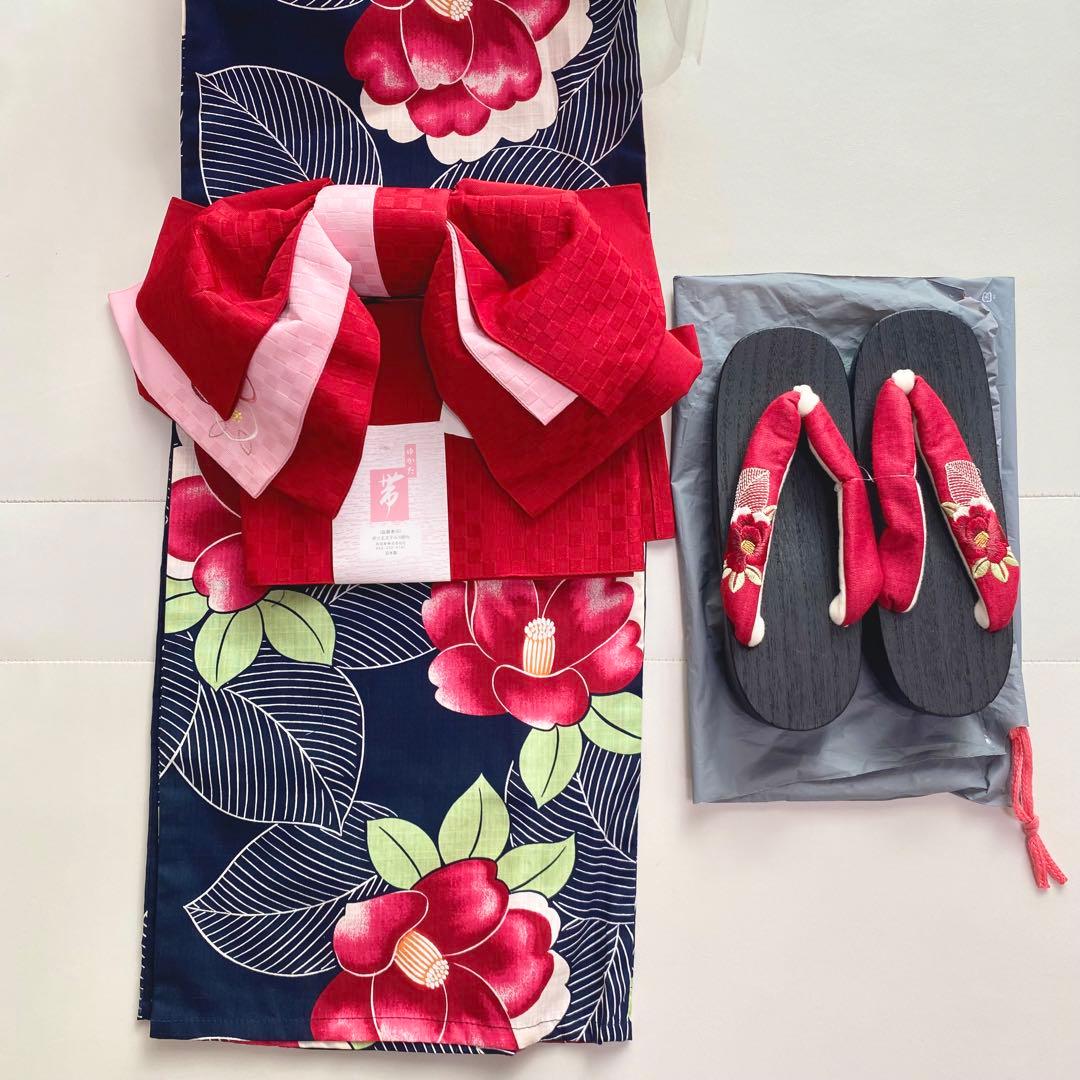 〈新品〉ネイビー花柄浴衣・帯・下駄セット　着付けセット付き