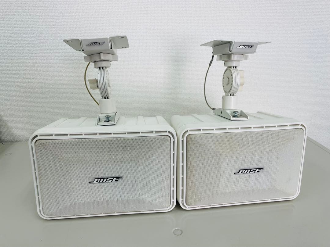 BOSE 101MMW スピーカー　白 シリアル連番 2個セット 天吊金具付