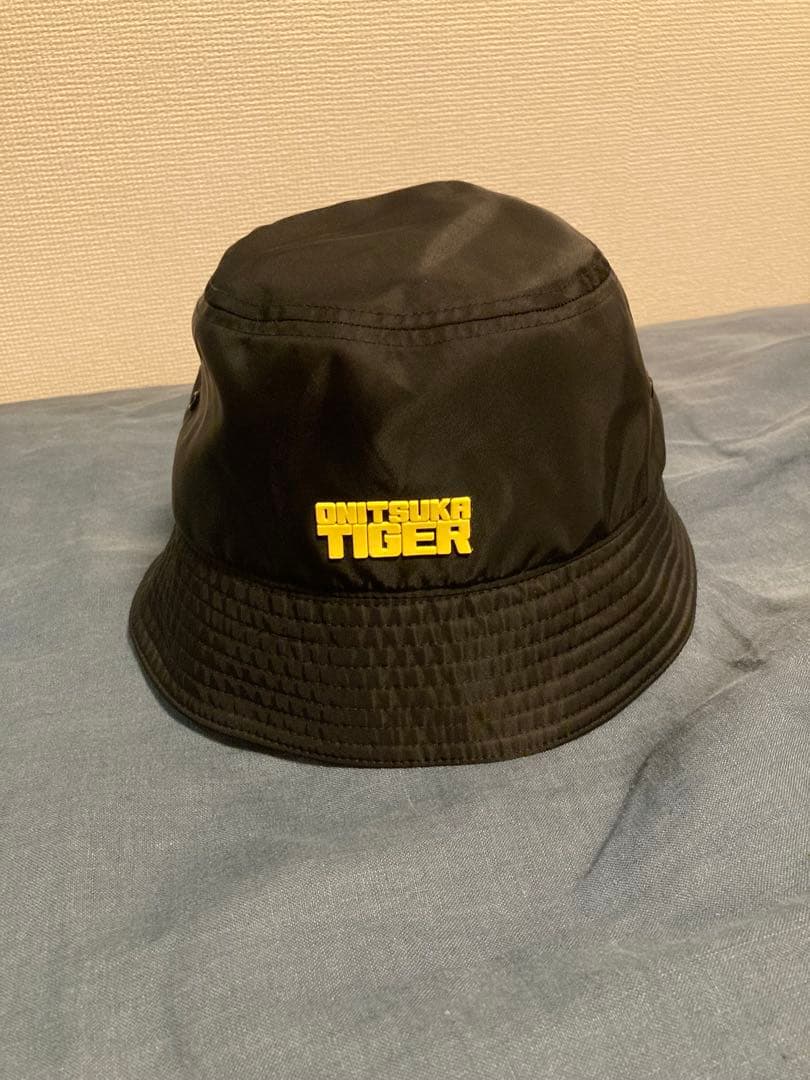 オニツカタイガー ロゴ バケットハット　ブラック