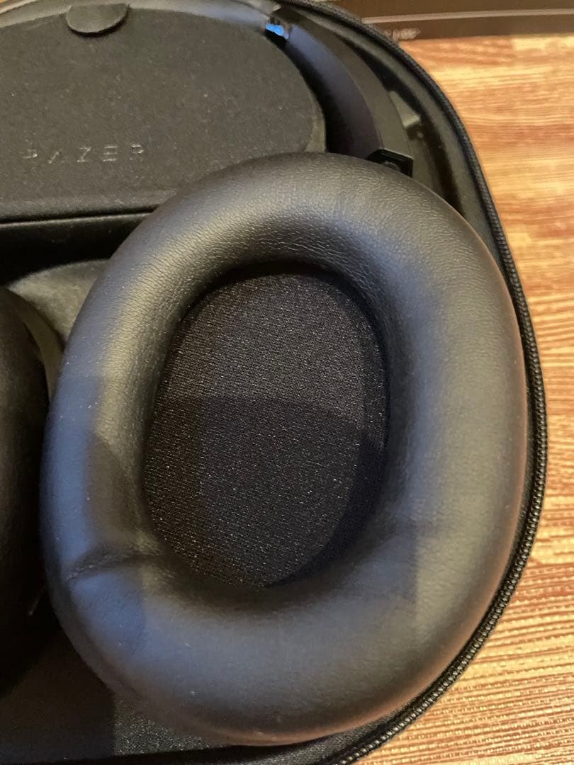 RAZER Barracuda Pro　RZ04-03780100-R3M1