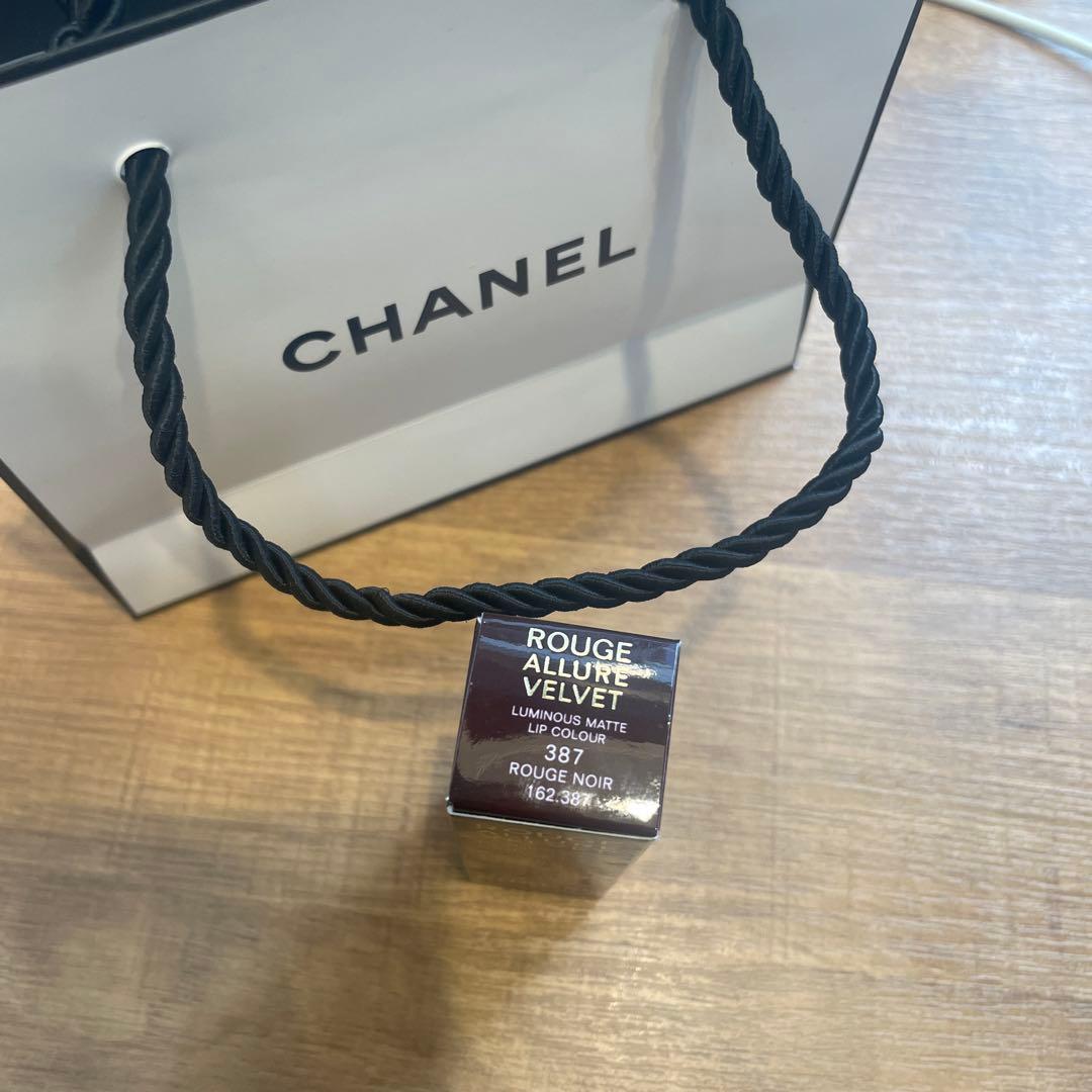 新品　CHANEL ルージュアリュール ヴェルヴェット ルージュヌワール　387