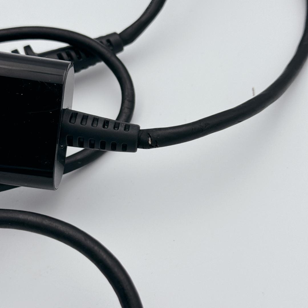 概ね美品✨dyson Supersonic Ionic ヘアドライヤー HD03