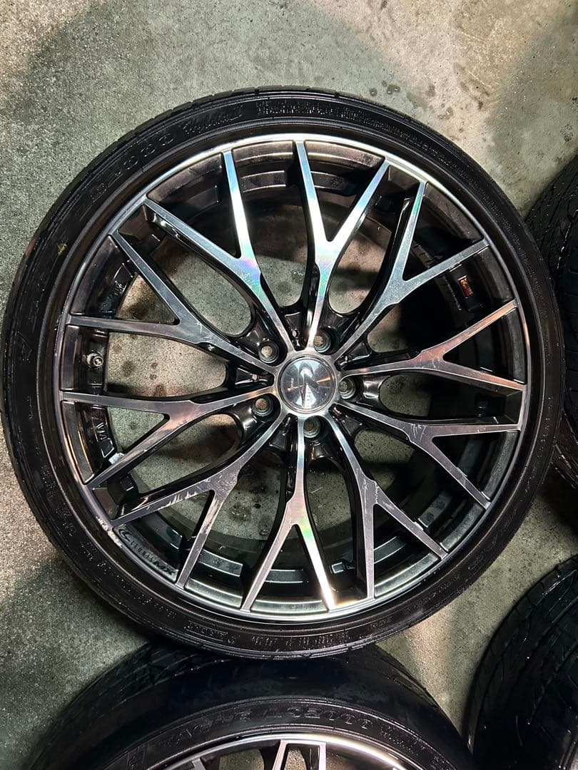 プリウス 18インチ アルミホイール タイヤ付き4本セット 215/40R18