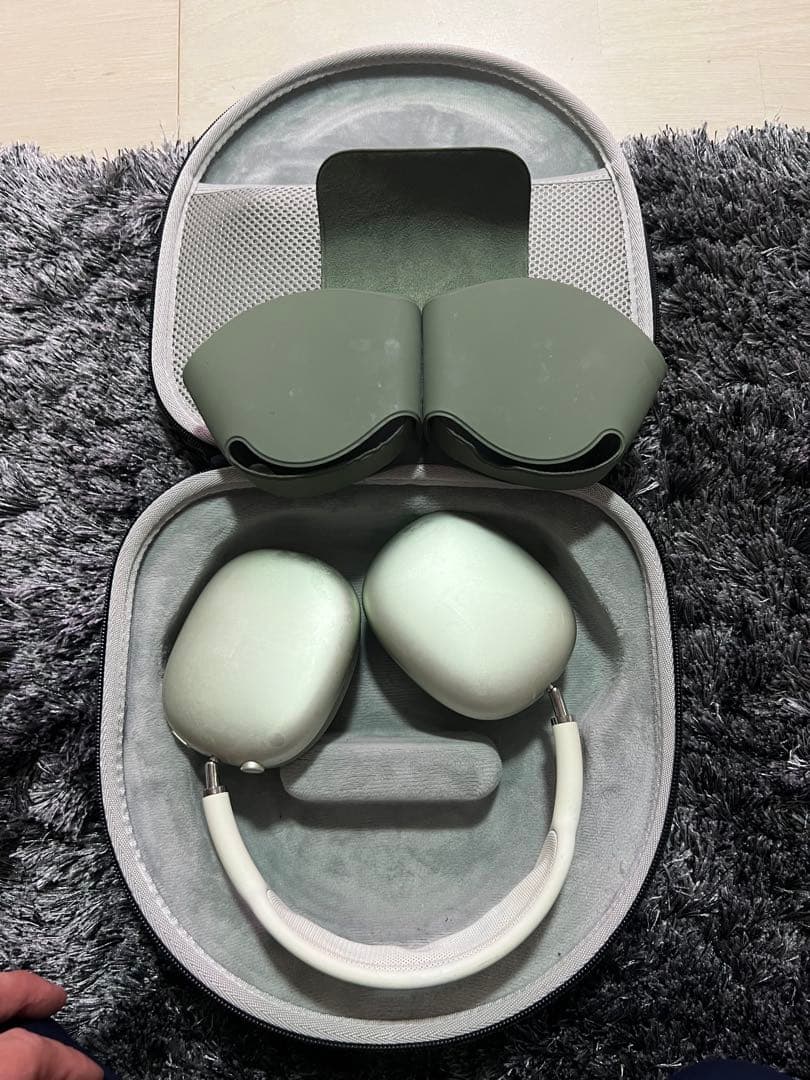 ル*ィ様 air pods max