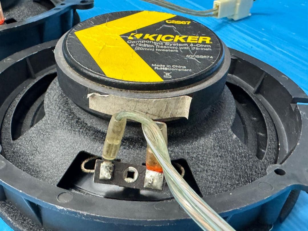 KICKER スピーカー　CSS67 セット