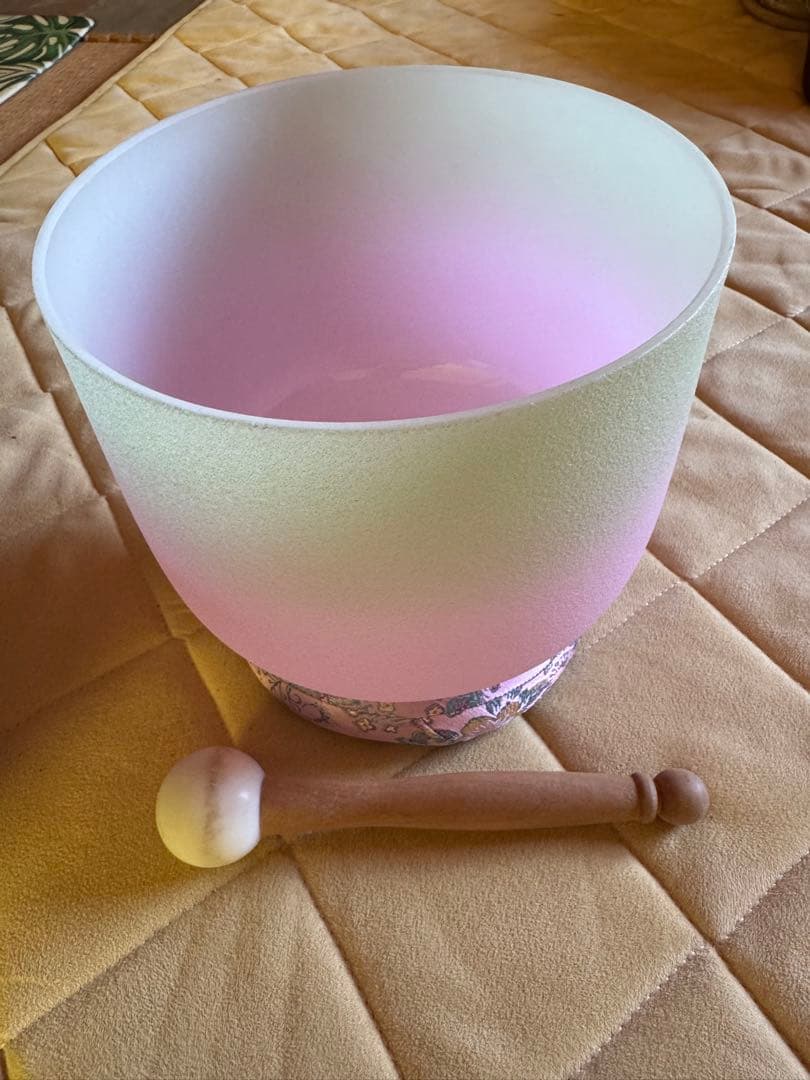 2/6まで値下げ！クリスタルボウル、シンギングボウルセット バッグ付き