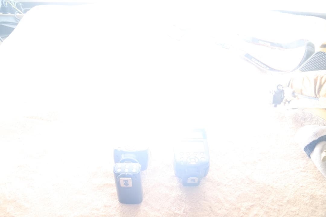 送料込 yn560IV 2本セット　ストロボ　フラッシュ　デジタルカメラ　一眼