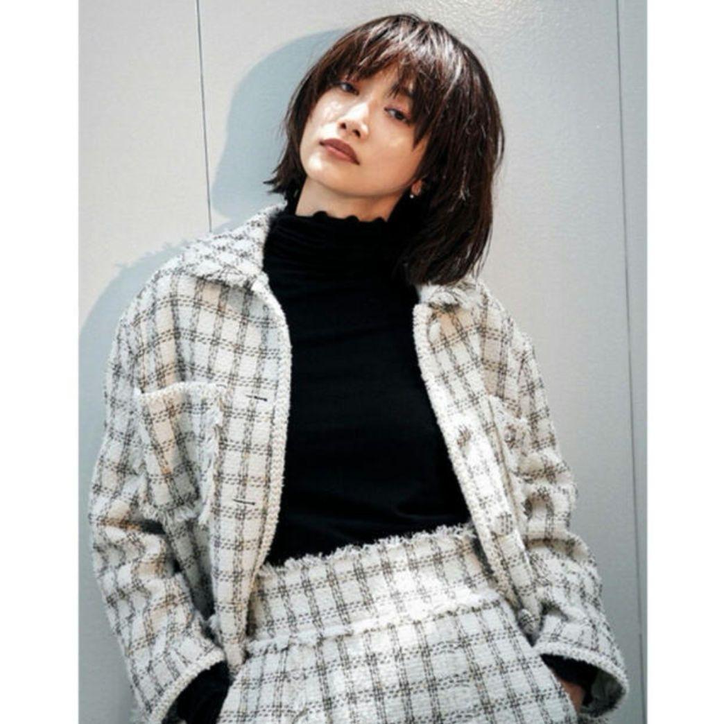 コエル　ツィードジャケット　ラメ入りチェック　ホワイト系　サイズ36　ヨンア