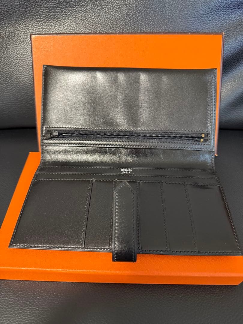 ル*ス様 本物保証！HERMES べアンボックスカーフ黒 長財布 箱付き！極美品
