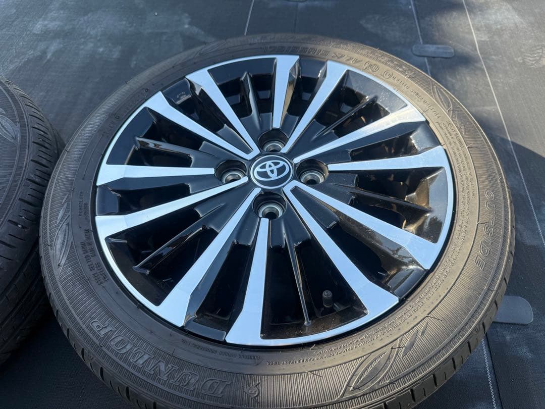 トヨタ ルーミー　175/55R15 5J ＋40 タイヤ・ホイールセット