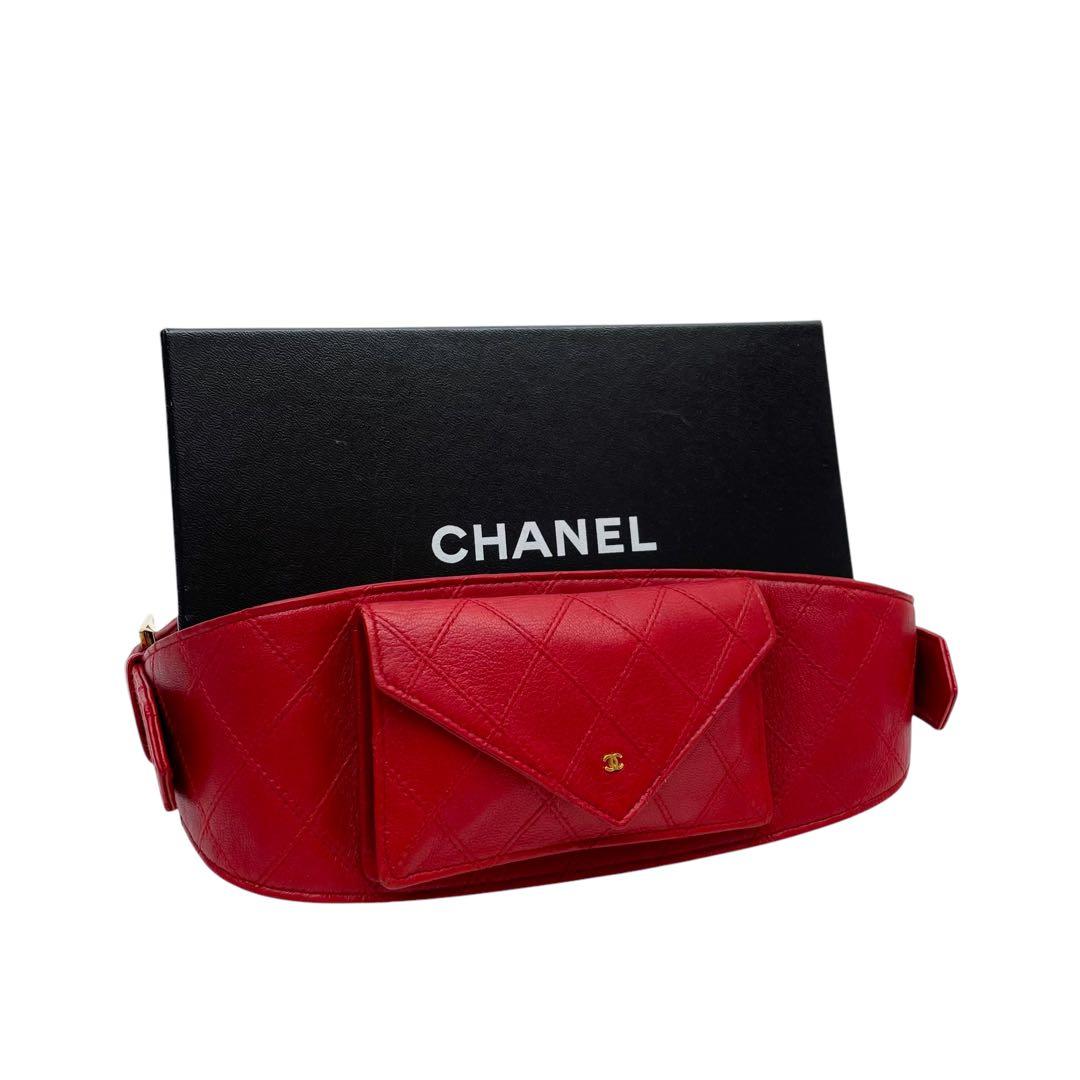 美品 シャネルビコローレ マトラッセ レザー ウエスト ポーチ ボディバッグ.