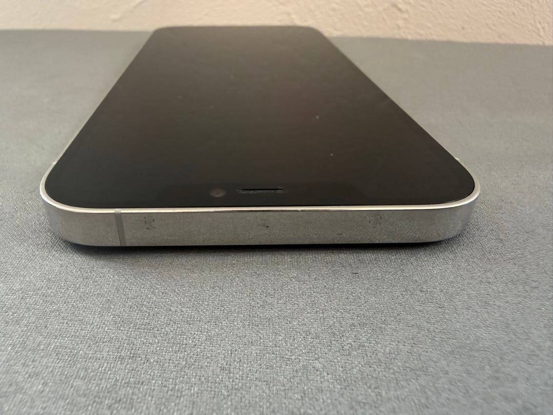 Apple iPhone 12 Pro Max SIMロックあり