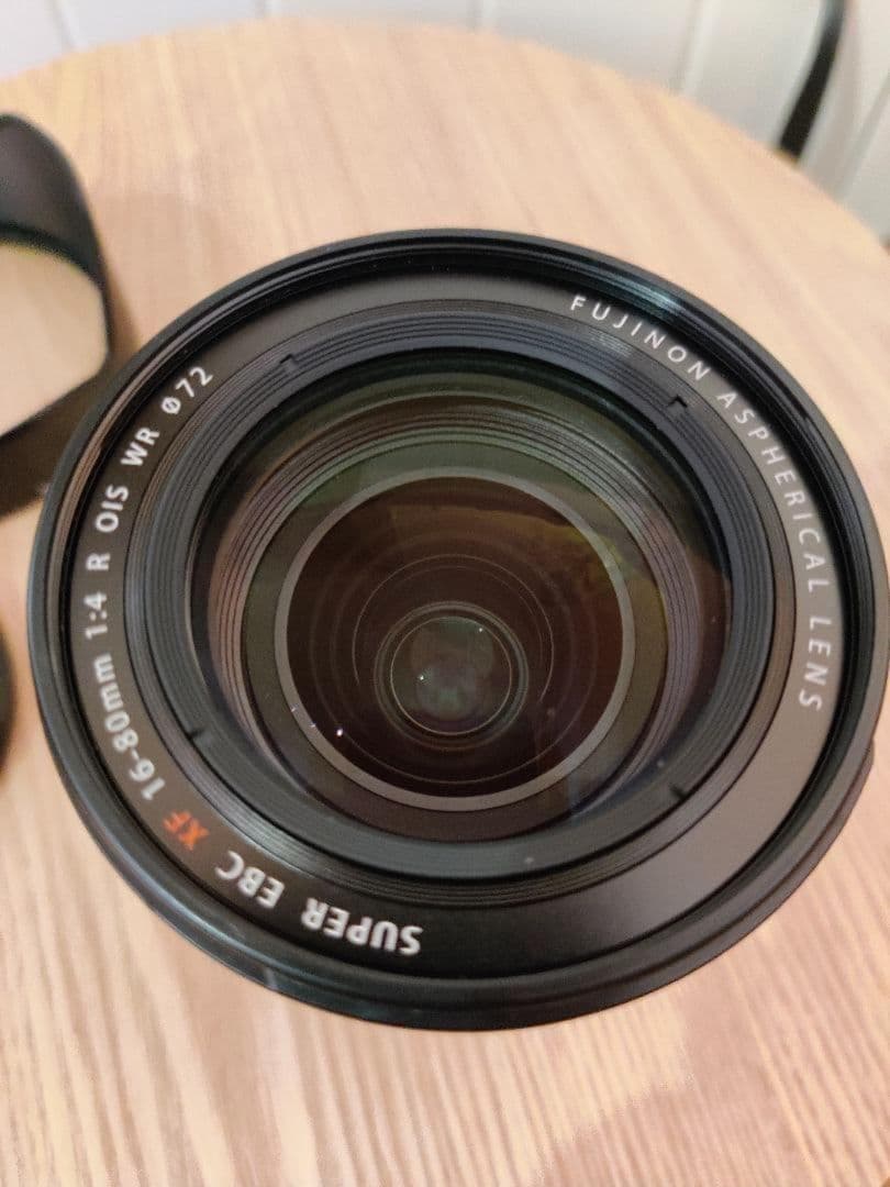 FUJIFILMフジフイルムXT4 XF16-80mm f/4 R OIS WR