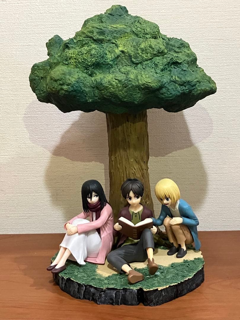 進撃の巨人　一番くじ　ジオラマ　フィギュア無し