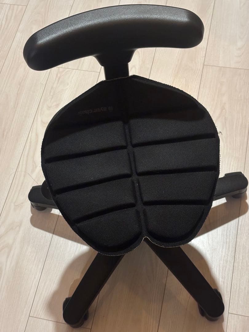 アーユルチェア　オクトパス　ブラック　体圧分散マット付