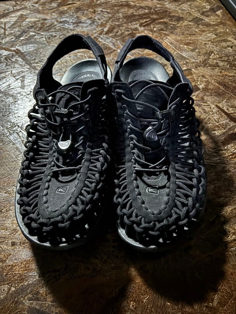 北*郎様 KEEN キーン UNEEK ユニーク サンダル ブラック 27cm