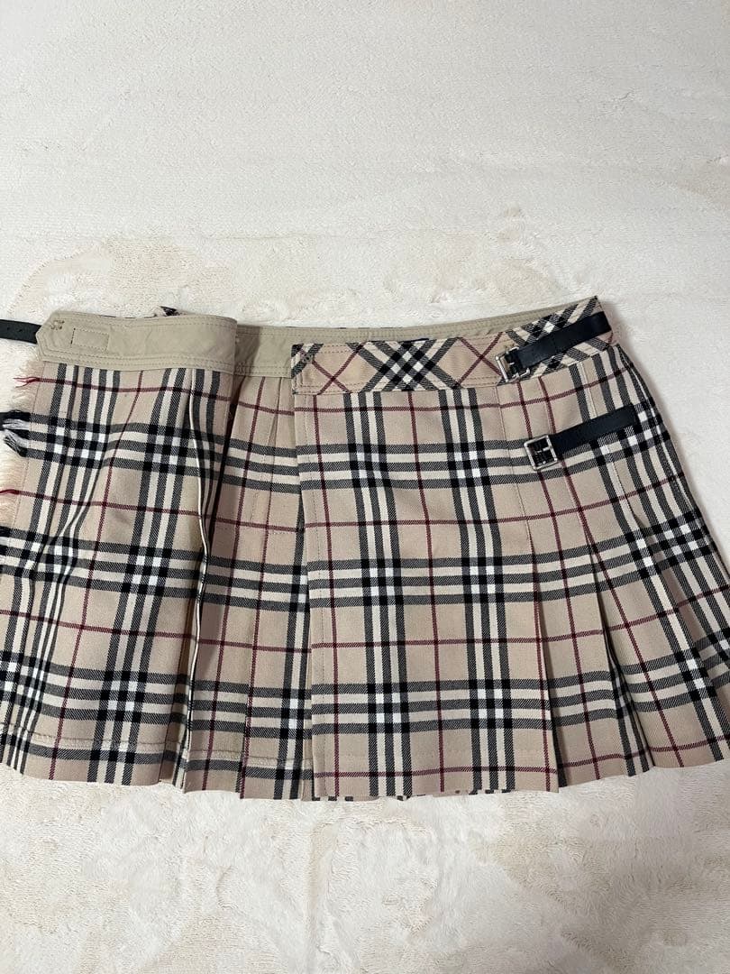 バーバリーブルーレーベル　ノバチェック　ミニスカート　ベルト　プリーツ
