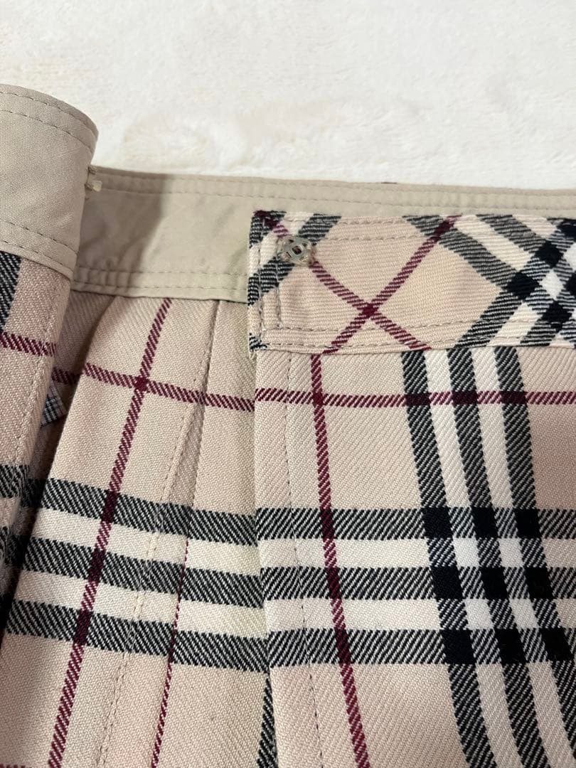 バーバリーブルーレーベル　ノバチェック　ミニスカート　ベルト　プリーツ