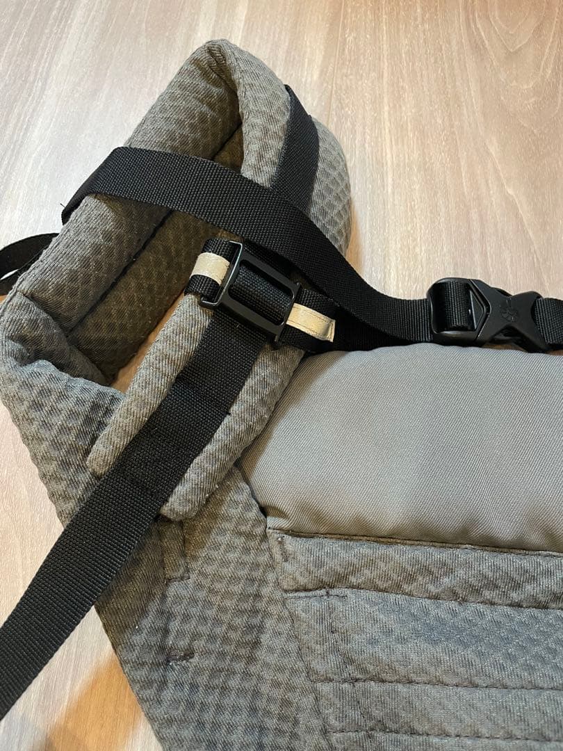 エルゴベビー　OMII breeze All-in-One