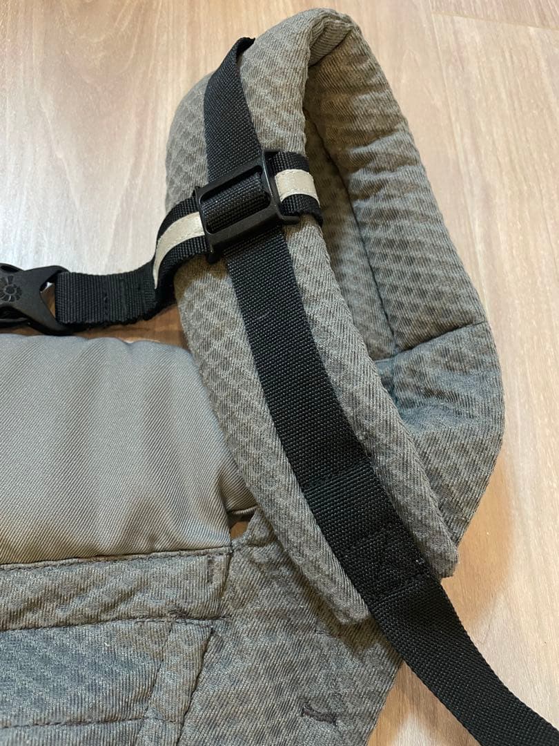 エルゴベビー　OMII breeze All-in-One