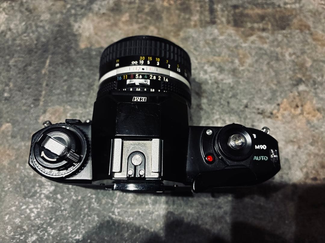 Nikon EM 一眼レフカメラ Nikkor 50mm f/1.4