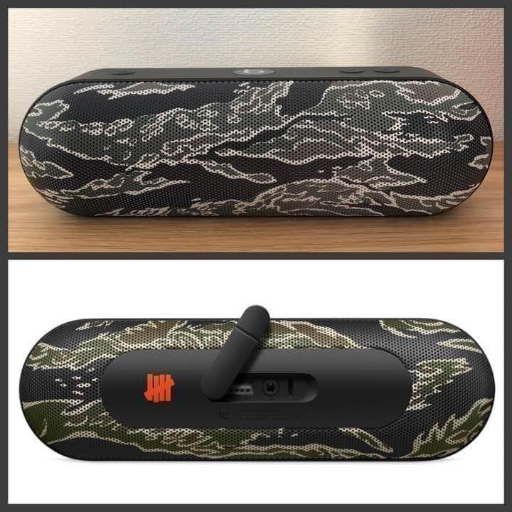 beats Pill+コラボUNDEFEATEDリミテッドエディション カモ柄
